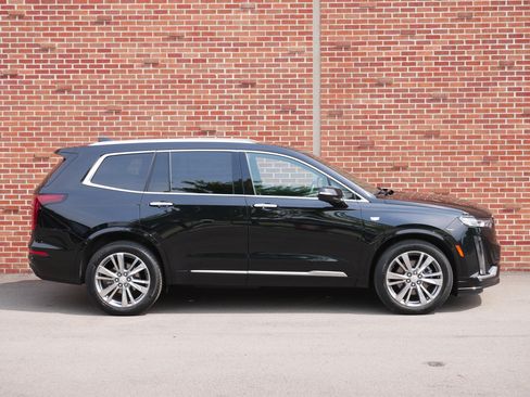 Certified 2024 Cadillac XT6 Premium Luxury AWD/4WD image 26