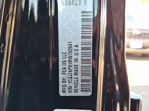 Used 2021 Jeep Wrangler Unlimited Sahara w/ Cold Weather Group image 26