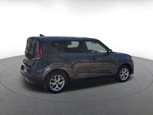 Used 2025 Kia Soul LX w/ LX Technology Package image 15