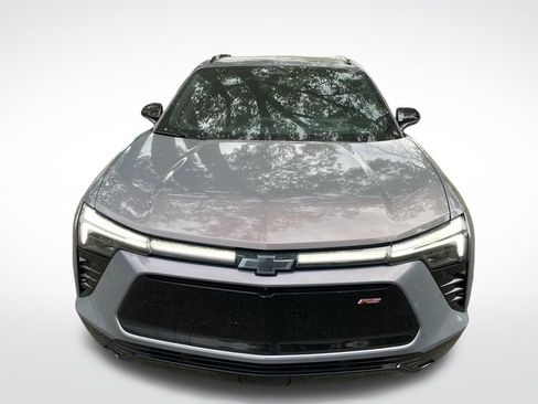 Used 2024 Chevrolet Blazer EV RS AWD/4WD image 2