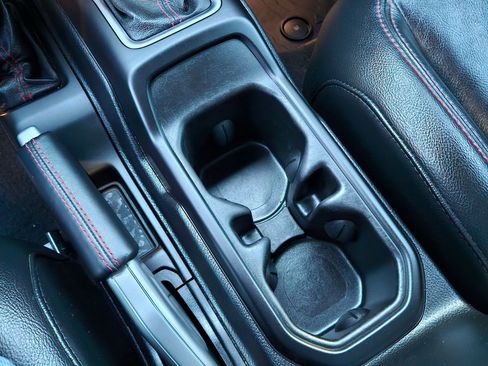 Used 2018 Jeep Wrangler Unlimited Rubicon image 29