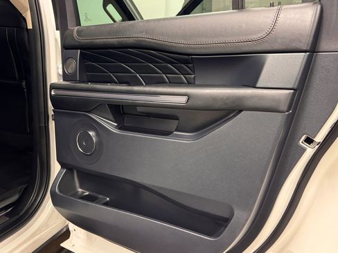 Used 2021 Ford Expedition Max Platinum image 29