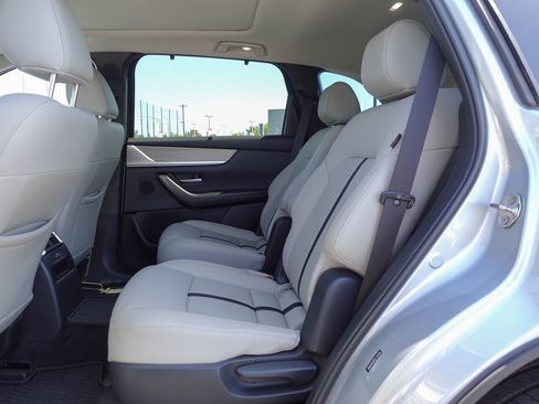 Certified 2024 MAZDA CX-90 Plug-In Hybrid w/ Premium Pkg AWD/4WD image 15