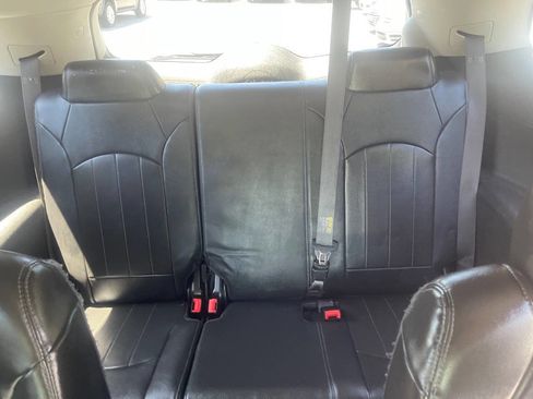 Used 2015 Buick Enclave Leather AWD/4WD image 25