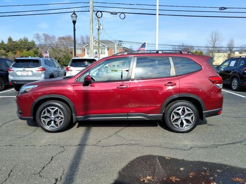 Certified 2023 Subaru Forester Premium image 6