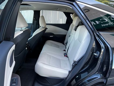 Used 2023 Lexus RX 350h w/ Accessory Package (Z1) AWD/4WD image 21