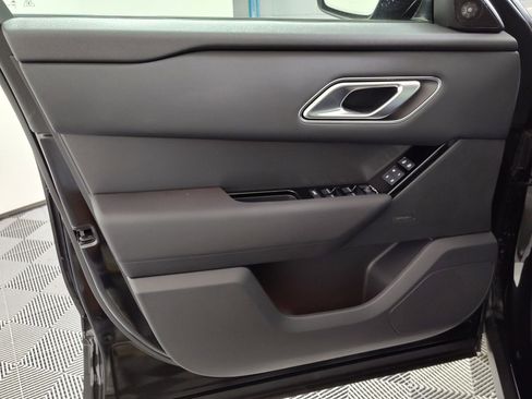 Used 2026 Land Rover Range Rover Velar S image 10