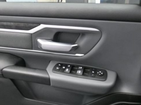 Used 2022 RAM 1500 Big Horn AWD/4WD image 21