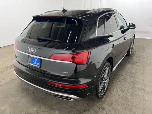 Used 2023 Audi Q5 e Premium Plus w/ Premium Plus Package AWD/4WD image 5
