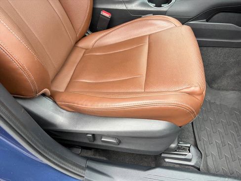 Used 2021 Subaru Outback Touring w/ Popular Package #2 image 7