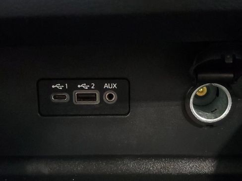 Used 2025 Nissan Altima 2.5 SV FWD image 22