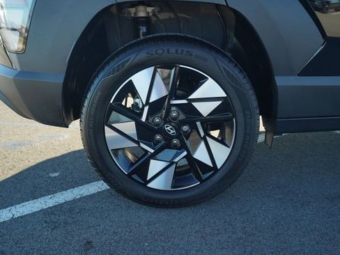 Used 2024 Hyundai Kona SEL image 40