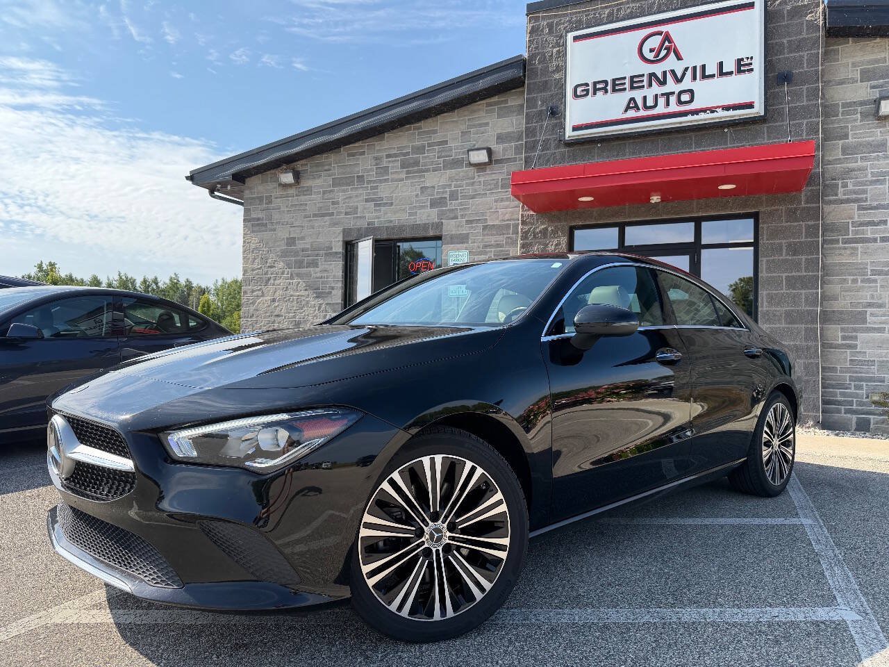 Used 2023 Mercedes-Benz CLA 250 4MATIC w/ Premium Package image 1