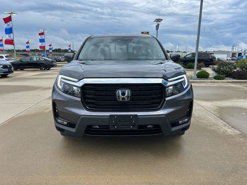 Used 2023 Honda Ridgeline RTL-E image 2