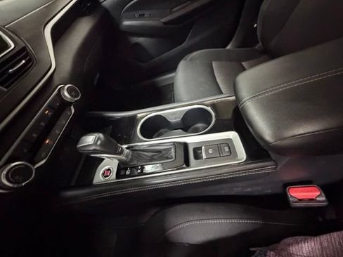 Used 2024 Nissan Altima 2.5 SV w/ SV Premium Package FWD image 20