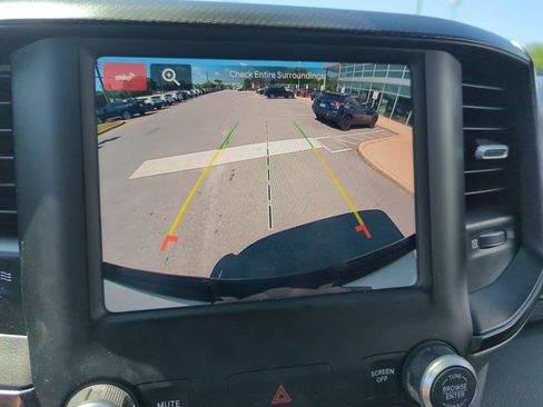 Used 2023 RAM 1500 Big Horn AWD/4WD image 25