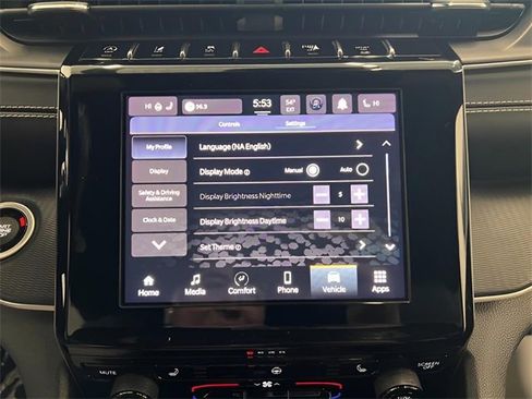 Used 2023 Jeep Grand Cherokee L Laredo image 31