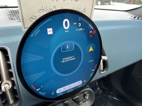 Certified 2025 MINI Cooper Countryman S w/ Comfort Package Max image 17