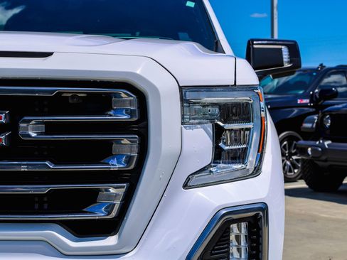 Used 2019 GMC Sierra 1500 AT4 w/ AT4 Premium Package AWD/4WD image 6