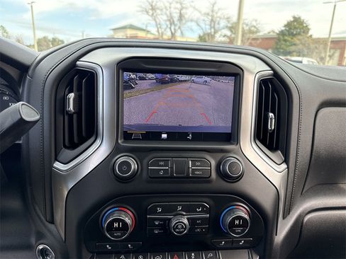 Used 2019 Chevrolet Silverado 1500 RST image 24