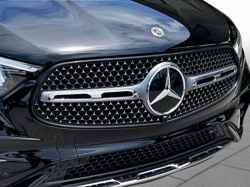 Certified 2026 Mercedes-Benz GLC 300 image 30