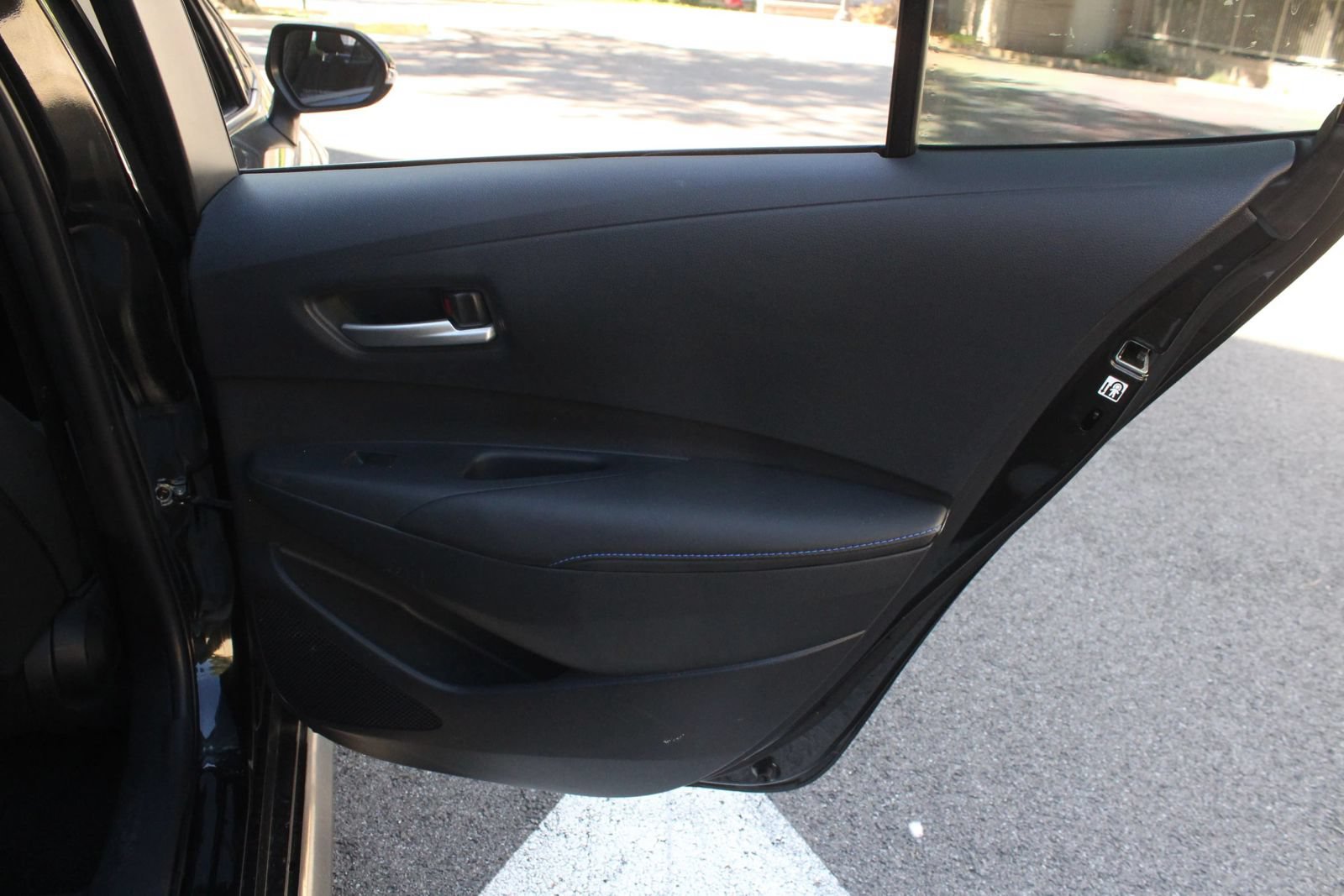Used 2020 Toyota Corolla SE FWD image 21