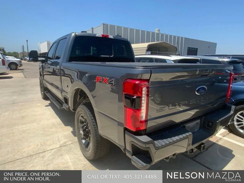 Used 2023 Ford F250 Lariat w/ Sport Appearance Package AWD/4WD image 8