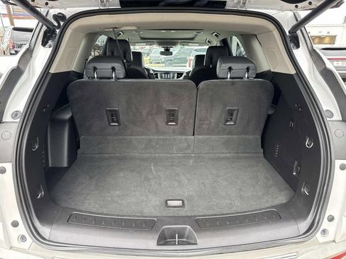 Used 2018 Buick Enclave Premium image 10