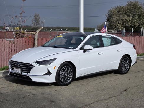 Used 2023 Hyundai Sonata Limited image 9