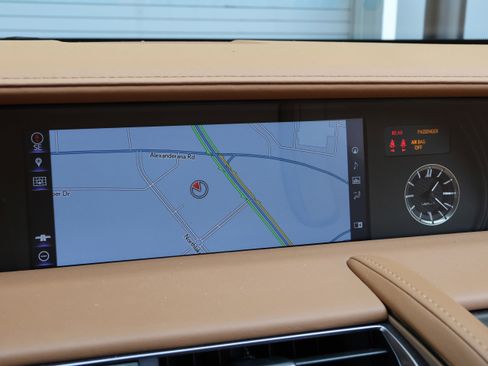 Used 2019 Lexus LC 500 Coupe w/ Performance Package RWD image 24