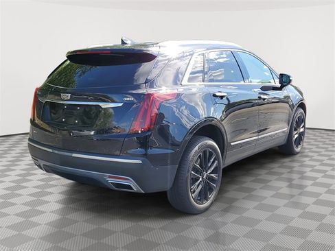 Certified 2022 Cadillac XT5 Premium Luxury w/ Technology Package image 6