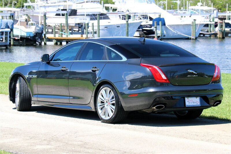 Used 2017 Jaguar XJ R-Sport RWD image 5