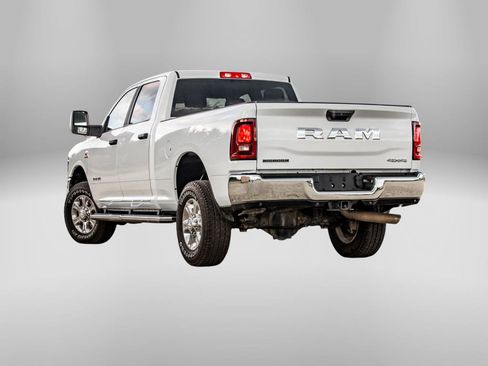 Used 2025 RAM 2500 Big Horn AWD/4WD image 8