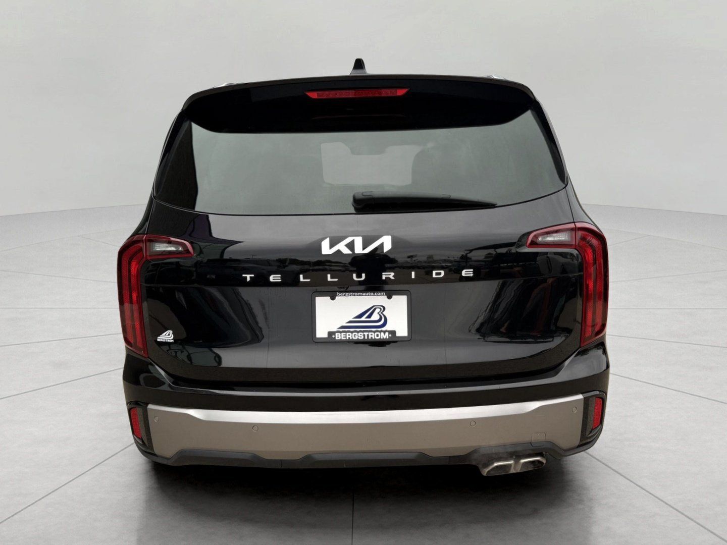Used 2025 Kia Telluride S AWD/4WD image 11