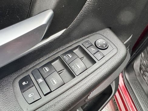 Used 2022 RAM 1500 Big Horn AWD/4WD image 18