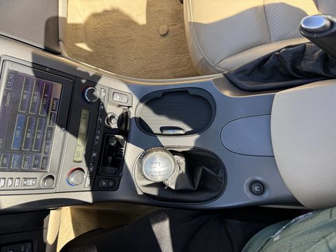 Used 2006 Chevrolet Corvette Convertible w/ Preferred Equipment Group image 19