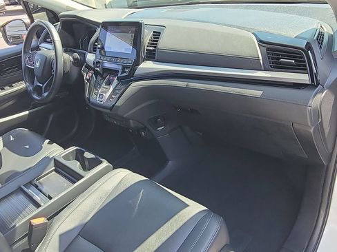 Used 2023 Honda Odyssey Touring image 29