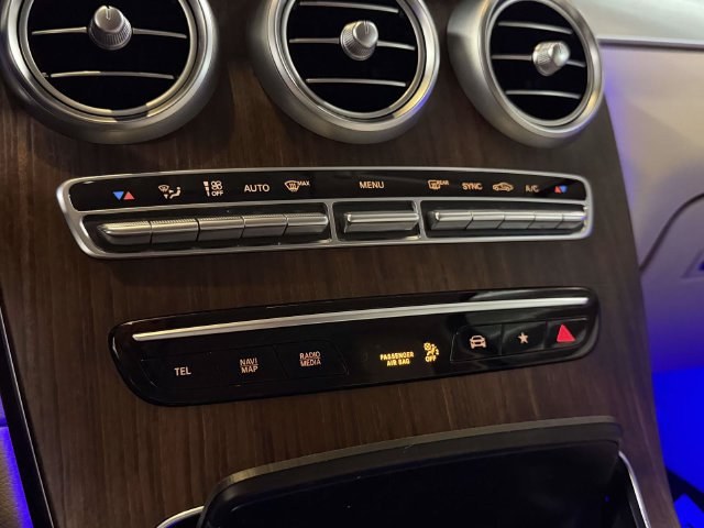 Certified 2022 Mercedes-Benz GLC 300 4MATIC image 27