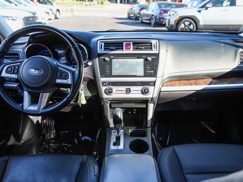Used 2016 Subaru Outback 2.5i Limited w/ Popular Package #4 image 12