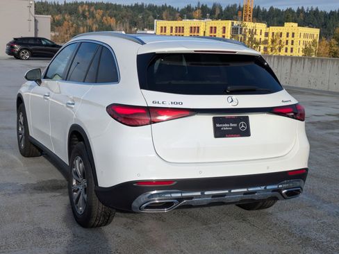 Certified 2026 Mercedes-Benz GLC 300 4MATIC image 8