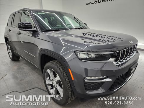 New 2025 Jeep Grand Cherokee Limited w/ Luxury Tech Group II image 2