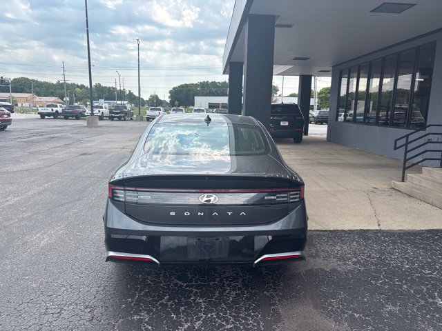 Used 2025 Hyundai Sonata SEL FWD image 9