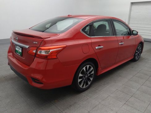 Used 2019 Nissan Sentra SR image 9