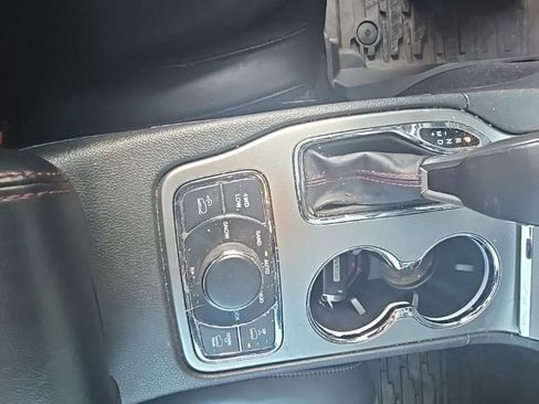 Used 2018 Jeep Grand Cherokee Trailhawk image 15