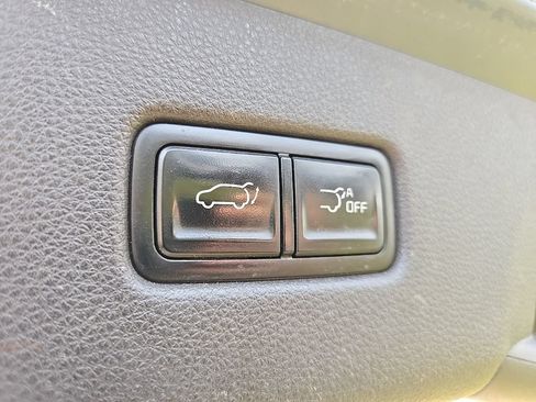 Certified 2022 Kia Carnival SX Prestige FWD image 34