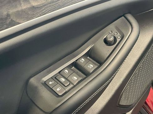 New 2025 Jeep Grand Cherokee L Limited image 28