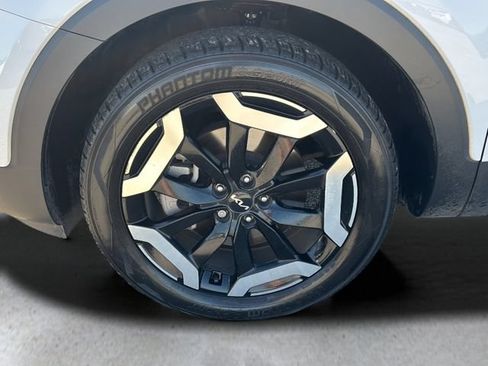 Used 2023 Kia Telluride S AWD/4WD image 27