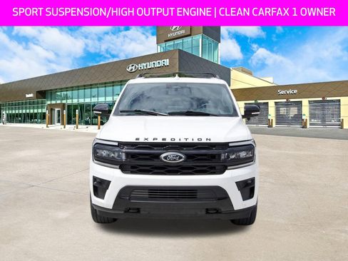 Used 2023 Ford Expedition Limited AWD/4WD image 2