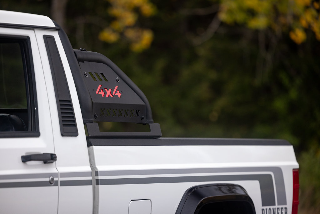 Used 1988 Jeep Comanche Pioneer AWD/4WD image 37