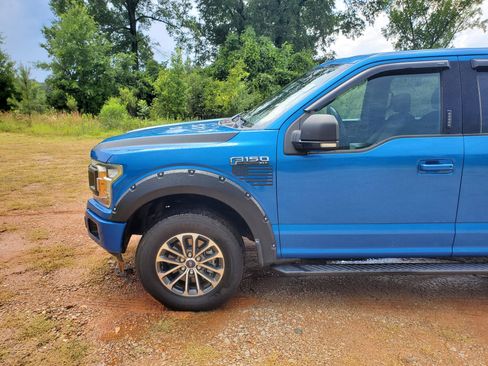 Used 2020 Ford F150 XLT w/ Equipment Group 302A Luxury AWD/4WD image 3